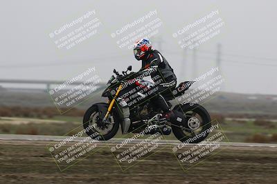 media/Nov-29-2025-TrackDaz (Sat) [[10ae2d9bce]]/C Group/Session 4 (Wheelie Bump)/